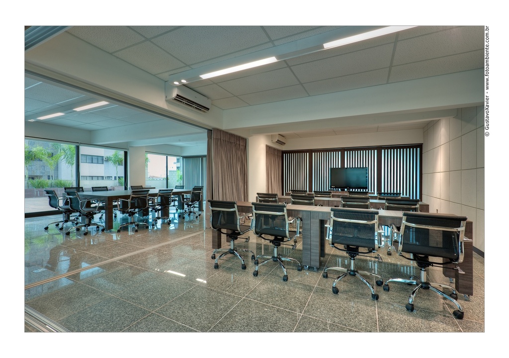[SL-01] Sala de Reunião – Centro Empresarial R Campos